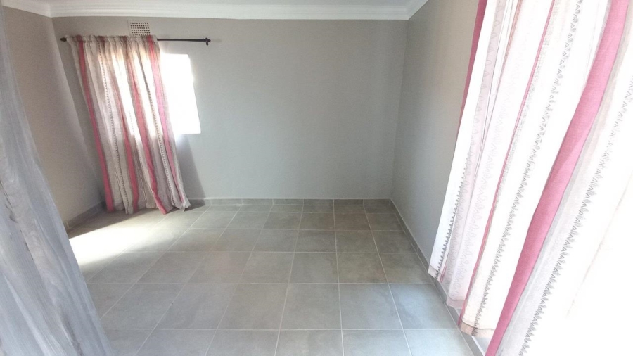 4 Bedroom Property for Sale in Baillie Park North West